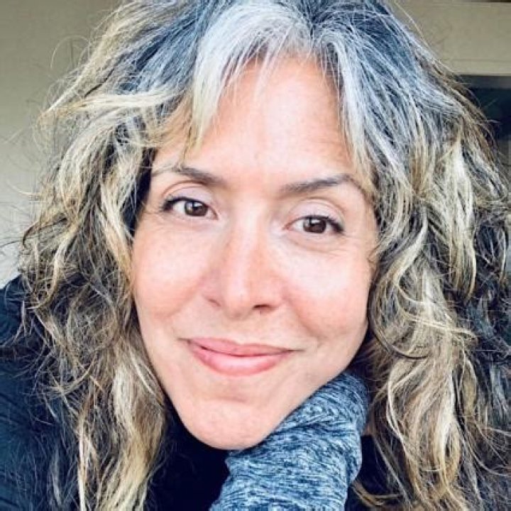 Ana Del Castillo bio
