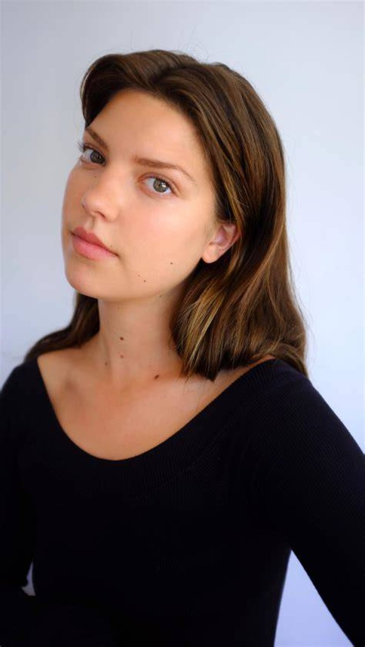 Catherine Missal in appealing look