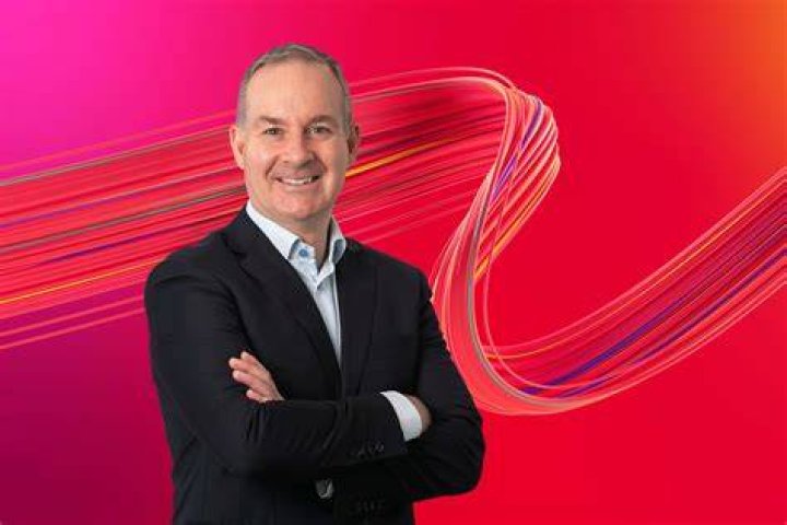 Hernan is the CEO of EmmaLeigh&Co